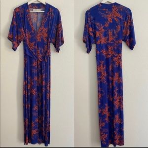 TBags Los Angeles Blue and Orange Floral Maxi Dress Size Medium